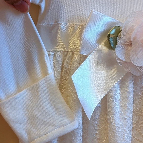 NWT Clasix Beginnings 0-6 mo Nightgown - Picture 4 of 6